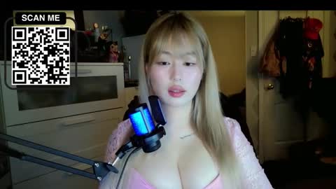 Snapshot of worshipcarrienoona chatting on April 2026 01:50:01 AM Worshipcarrienoona online show from April 2026 01:50:01 AM