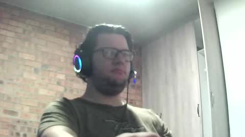 worsie online show from October 2025 07:04:02 PM