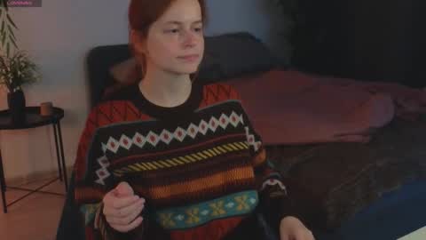 Rebecy online show from September 2025 01:43:02 PM