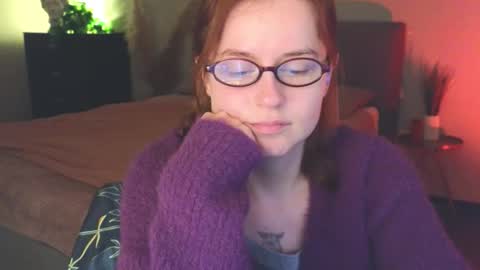 Rebecy online show from November 2025 01:55:01 PM