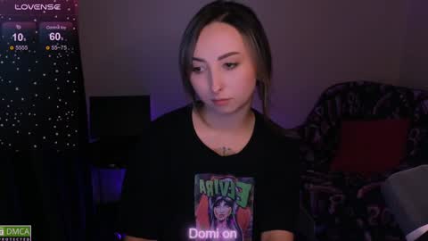 Snapshot of wow_sue chatting on December 2024 06:48:02 AM Sue online show from December 2024 06:48:02 AM