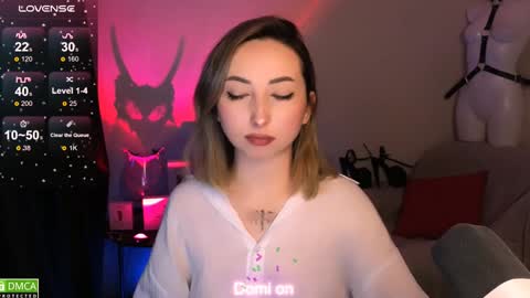 Snapshot of wow_sue chatting on January 2025 06:01:02 AM Sue online show from January 2025 06:01:02 AM