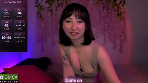 Snapshot of wow_sue chatting on October 2025 06:21:01 AM Sue online show from October 2025 06:21:01 AM