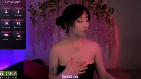 Snapshot of wow_sue chatting on October 2025 07:34:01 AM Sue online show from October 2025 07:34:01 AM