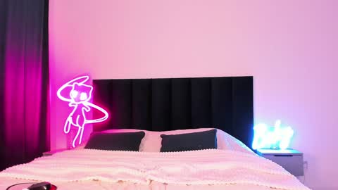 Emi online show from December 2024 05:18:02 AM