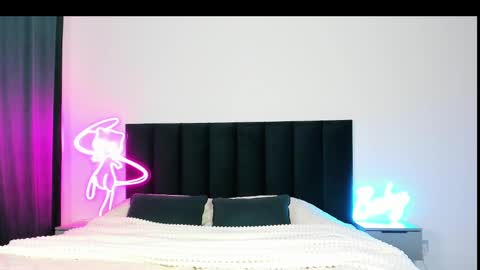 Emi online show from March 2025 05:02:01 AM