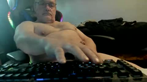 Snapshot of wowsers2022 chatting on February 2026 05:14:01 PM wowsers2022 online show from February 2026 05:14:01 PM