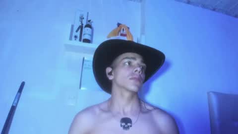 wyatt_smith71 online show from June 2026 08:19:01 AM