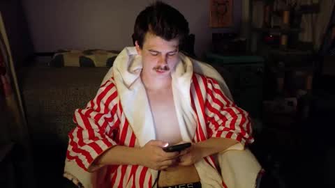 Wyatt online show from November 2025 02:43:02 AM