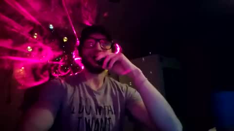 wyiatt online show from March 2026 06:24:02 AM