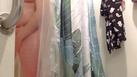 x2kayx2 online show from April 2026 11:24:01 PM