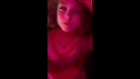 x3maxmaybe online show from March 2026 04:51:01 AM