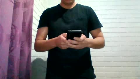 Snapshot of x_andrescam chatting on July 2026 08:44:02 PM x_andrescam online show from July 2026 08:44:02 PM