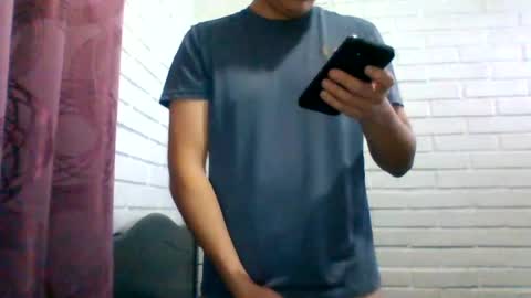 Snapshot of x_andrescam chatting on July 2026 11:57:02 PM x_andrescam online show from July 2026 11:57:02 PM