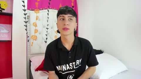 xaanderGrey online show from October 2025 08:18:02 PM