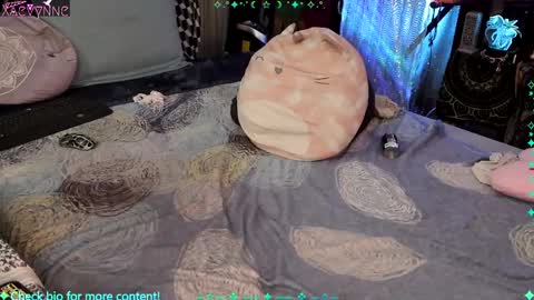 Xaevynne  Sometimes Milla Milla The Cute as a Buttom Brunette     online show from February 2025 09:54:02 AM