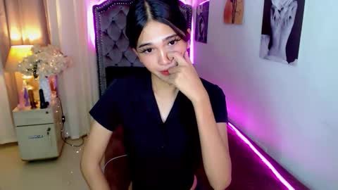 xairah_doux online show from October 2025 01:59:02 AM