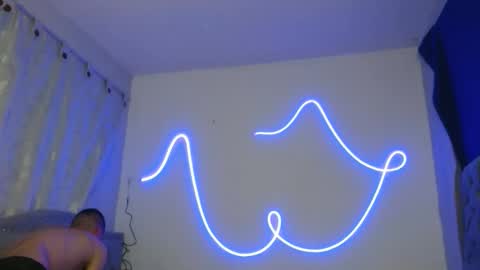 xalejo_max online show from September 2025 12:32:02 AM