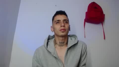 xalejo_max online show from November 2025 07:37:01 PM