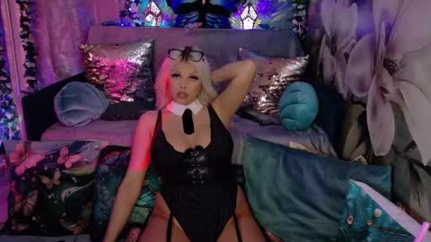 sooo hey im Sperm Mystik from Fuckistan i want you full my all holes bcs i have penis fever online show from February 2025 08:45:01 PM