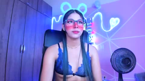 XALLYSONX online show from February 2025 11:28:02 AM