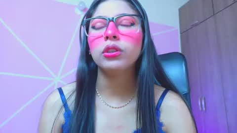 XALLYSONX online show from April 2026 11:53:02 AM