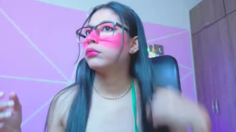 XALLYSONX online show from May 2026 12:02:02 PM