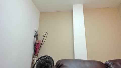 xam_collen online show from September 2025 04:10:02 PM