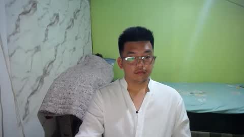 xanderbate08 online show from April 2026 05:38:01 AM