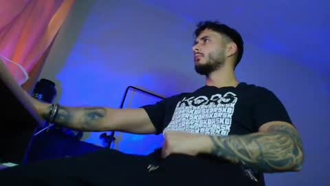 XanderCageX online show from November 2025 09:32:01 AM