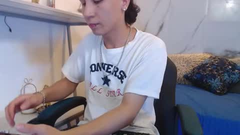 xandergrey8 online show from March 2026 07:07:01 PM