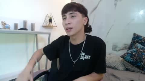 xandergrey8 online show from April 2026 07:22:01 PM