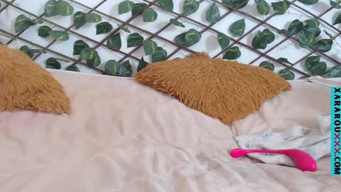       S A R A      100K followers online show from March 2025 12:52:02 PM