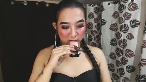 Snapshot of xasianempressx chatting on January 2025 11:03:01 PM Nira NOT INTO CHEAP GUYS online show from January 2025 11:03:01 PM