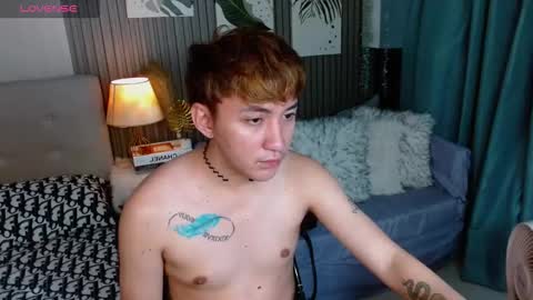 khris online show from November 2025 01:58:01 PM