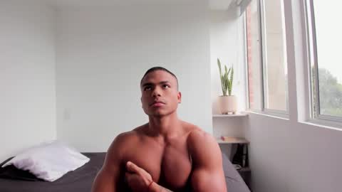 Xavier online show from February 2025 12:44:01 PM