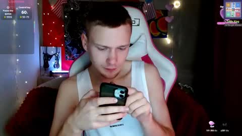 xavier_night81 online show from September 2025 07:46:01 AM