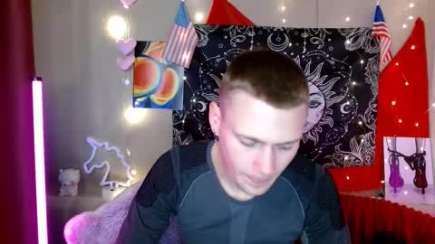 xavier_night81 online show from October 2025 07:20:02 AM