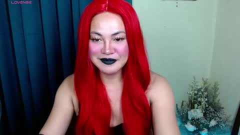 Snapshot of xcalisthra_69x chatting on October 2025 08:16:02 AM Godess Lucy online show from October 2025 08:16:02 AM