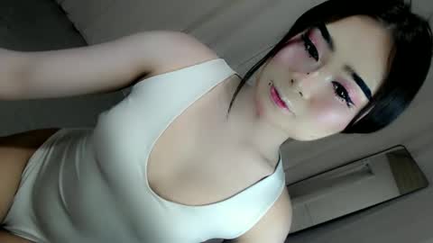 Snapshot of xchinita_kyanggx chatting on May 2026 08:32:01 PM kianna online show from May 2026 08:32:01 PM