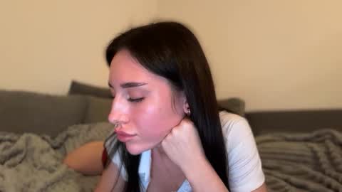 Snapshot of xcutexbunny chatting on October 2025 05:57:01 PM XCuteXbunny online show from October 2025 05:57:01 PM