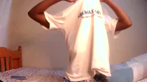 xeenah online show from October 2025 12:31:01 PM