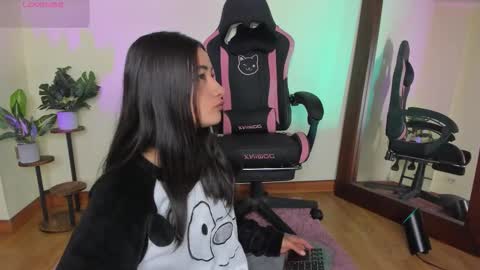 Kanae. online show from January 2026 04:11:02 PM