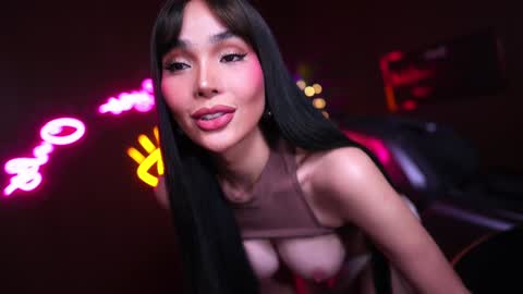 Anne online show from January 2025 03:41:01 AM