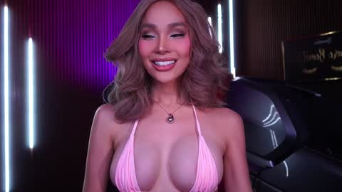 Anne online show from November 2025 03:52:02 AM