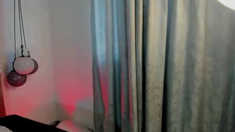 hinata  online show from September 2025 10:22:02 PM