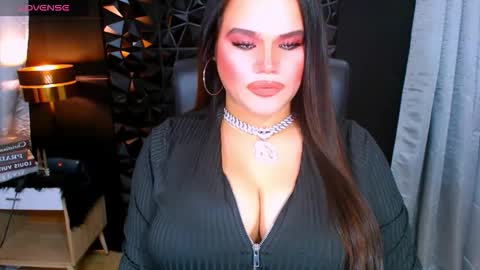 xHUGECOCKTILLCUMX online show from October 2025 02:25:02 AM