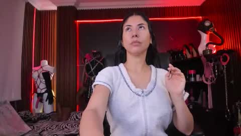 XiaQueen   I M online show from October 2025 11:22:01 AM