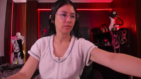 XiaQueen   I M online show from October 2025 11:46:02 AM