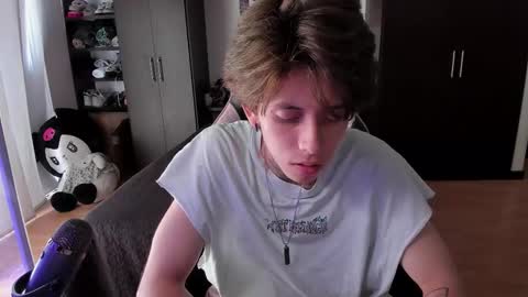 xIce Boy online show from February 2026 01:41:02 PM